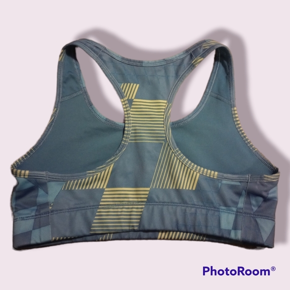 NWOT Nike Dri Fit Sports Bra - Picture 2 of 3